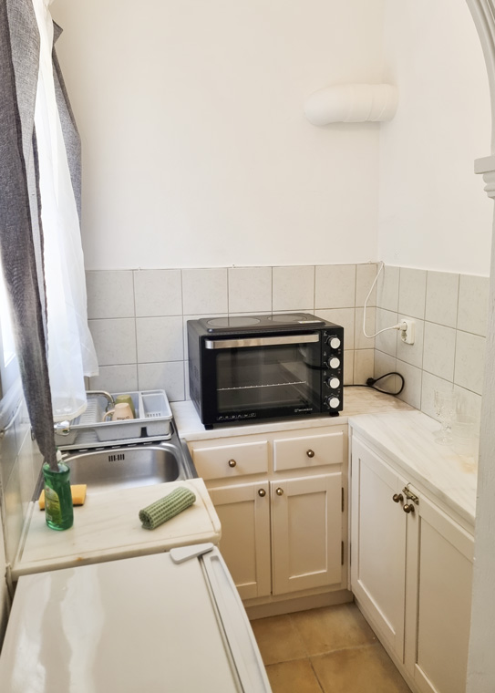 Gina studios Benitses - twin room amenities